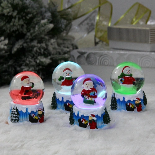 Сувенир Снежный шар "Подарки для друга" 4.5*4.5*6.5 см (с подсветкой), микс