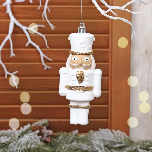 Ёлочная игрушка "Нарядный солдат" 6*3.5*13.5 см, Белый