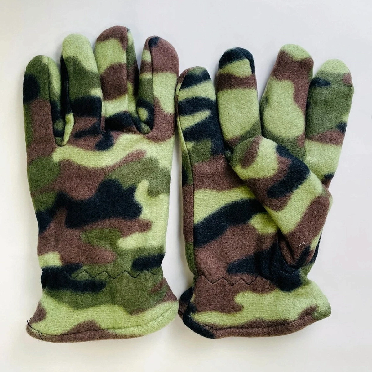 Перчатки флисовые "Лес"